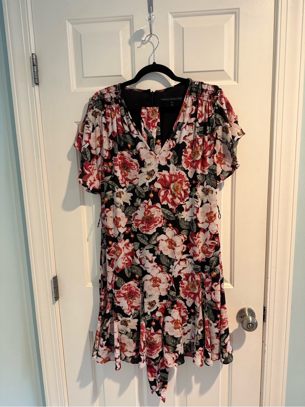 WHBM Black Pink Floral Flutter Sleeve Dress M